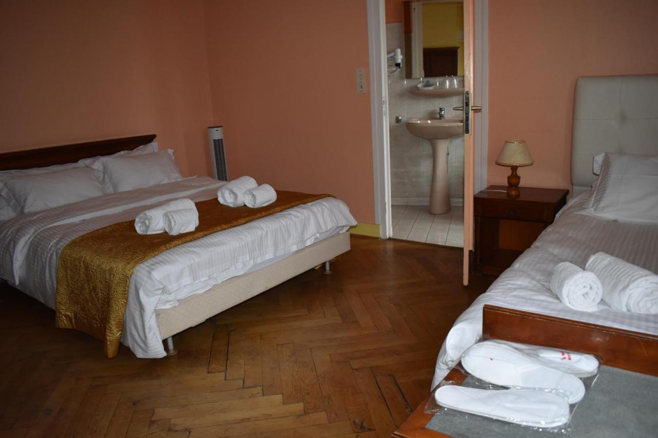 Hotel Le Sauvage Tournus Esterno foto