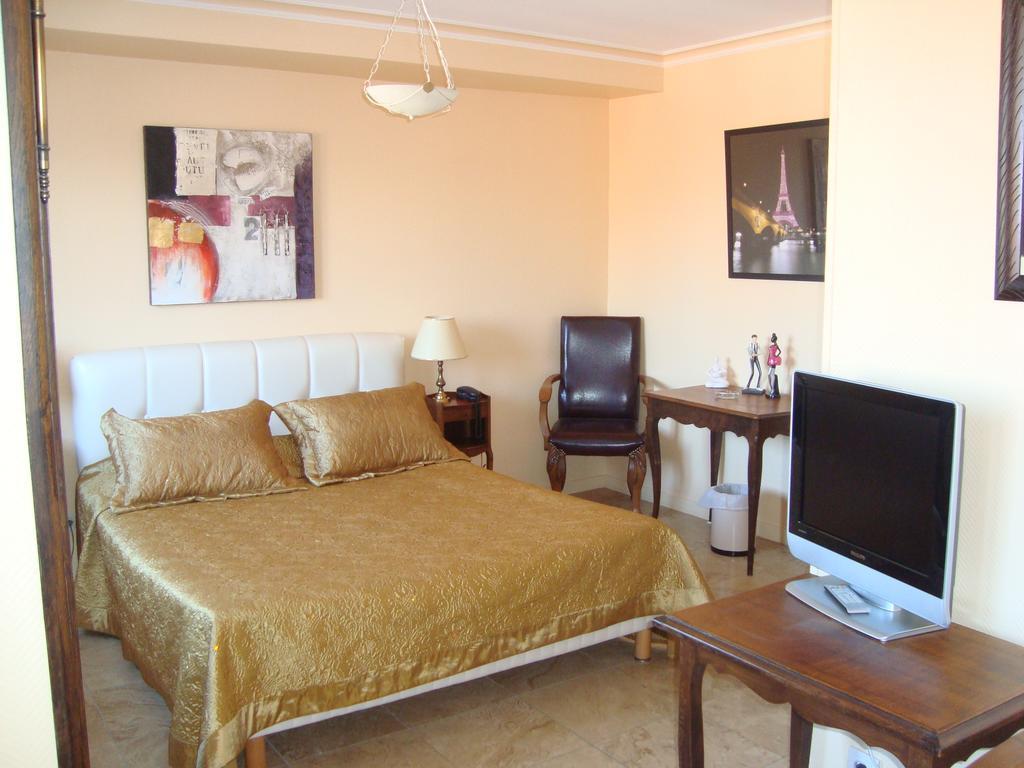 Hotel Le Sauvage Tournus Esterno foto